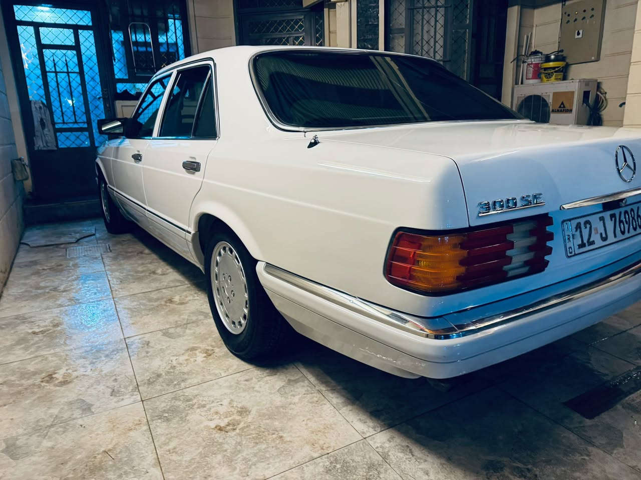 يالله للبيع فقط
مارسدس 300SE

ملاحظه ماتعبجك السياره اعبر المنشور ودعيلنا

دبل هورن اريل كهرباء تلفون شغال ماسحات لايت شغاله سلايت شغال تيبلام خلفي صدر امامي خلفي شرط

ادامه كامله من كلشي معمره تعمير كله شركة بدون شي تجاري دبل فيتم طوارء يشتغل واحد يطفه الثاني 

سيتم صوت +دمام تخم تاير باتري جديد 

لايت لد عالي ناصي منظومه تبريد كله جديد بطل راديتر فريز فان كمبريسر تبريد ثلج 

منظومه بانزين كله جديد +عنكبوت شركة ماملعوب بي 

تخم ستائر كل البوب وجامه خلفيه  

السياره متعوب عليه 

سنويه تنتهي شهر 8/2026 بسمي 

ملاحظه بيه طخه خفيفه بالبدنه الاماميه ومصلحه تصليح حلو 

السياره مغلفه عازل صوت بالكامل 

موديل 1987

تشغيل عن بعد عن طريق الهاتف وعلى الريمونت

السياره رقمه نينوى الجديد

العنوان سامراء

***********

السعر 115 وبيه مجال بسيط
