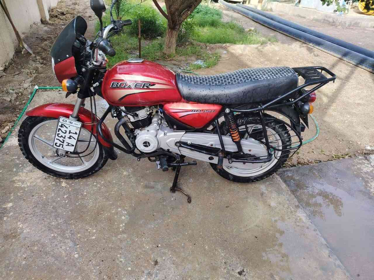 السلام عليكم
 دراجه بوكسر مديل 2018 للبيع مكينه مفتوحه مبدل بيه بوشه رقم نكليزي وراعيه يريد تحويل مكاني بصره قضاء المدينه السعر مليون 650 وبيه مجال
ابو حسين ال ماجد


**إذا كنت صاحب هذا الإعلان وتريد حذفه لأي سبب، رجاءا أرسل رسالة إلى الدعم الفني**