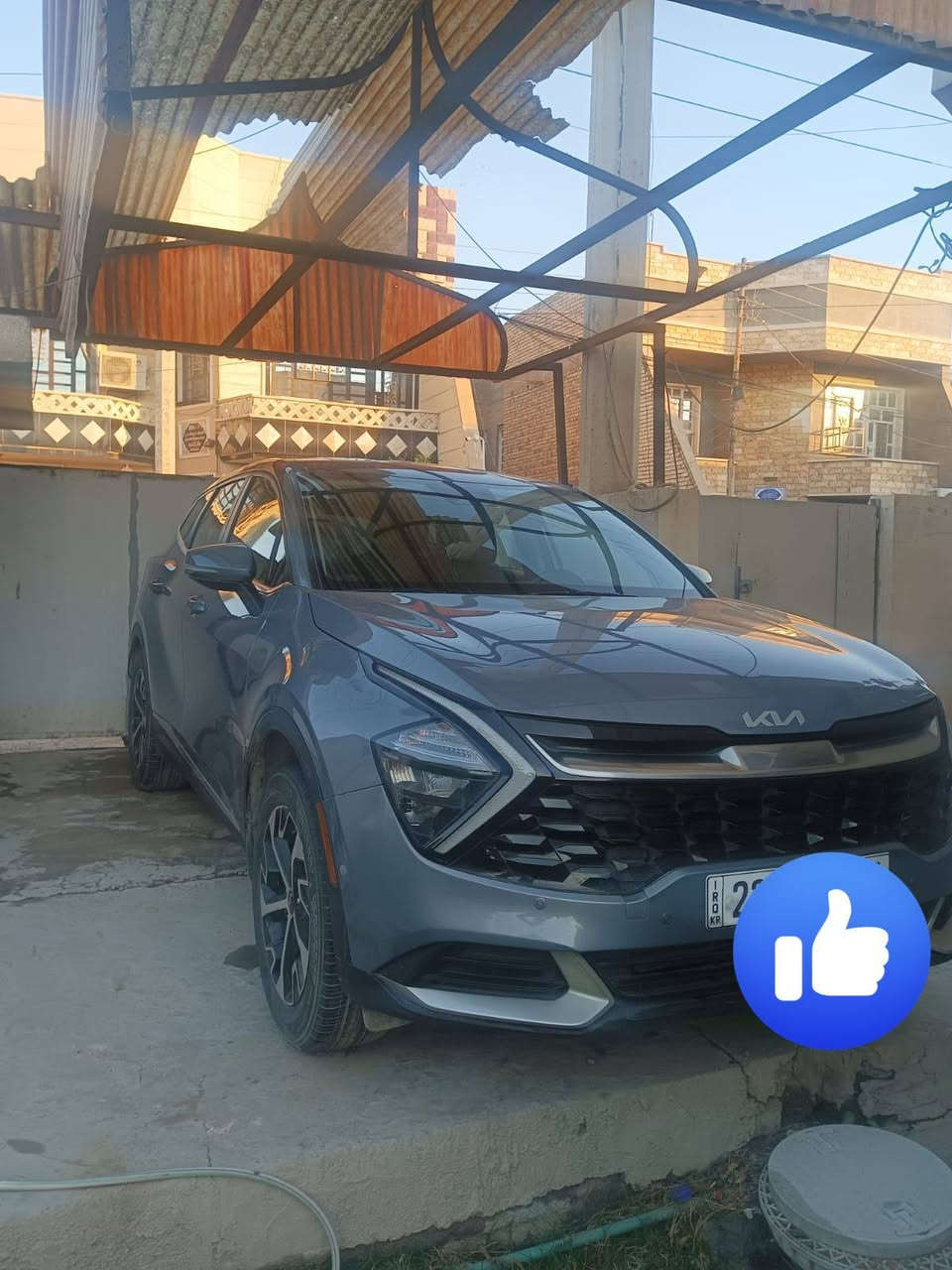 السلام عليكم..
سبورتج 23 وارد امريكي رقم اربيل الجديد سنويه باسمي 
حادثها جاملغ امامي صفحة السائق ..
اللون ؛ سموك سمائي 
الممشى ؛31 الف كيلو متر 
المواصفات:
بصمة وبصمة ابواب وتشغيل عن بعد 
شاشه متصلة الاندرويد والكار بلي 
تبريد لمس قطعتين 
أوتو هولد واتو ستوب
مانع انزلاق وهاند بريك بصمه 
حساسات ورادارات 
اشاير بالمري مع نقاط عمياء 
مود درايف ثلاث انظمة قيادة
كرسي كهرباء مع تدفئة متقاعد
كراسي جلد وارضيه جلد
منافذ شحن TPC بالكشنات
محرك GDI 2500 المرغوب
ويل 19 نيكل 
تحديد مسار 
صور الحادث بالمنشور
السعر (192)
ه‍ ***********
