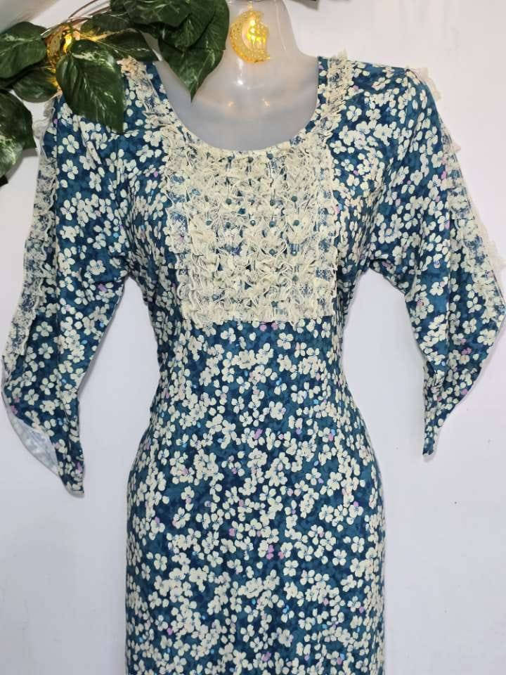 فخامة بدون مجهود مو أي دشداشة تنلبس… هاي تنحفظ بالذاكرة.
اللون يجنن والتفصيل أرتب من الخيال.الدشداشة اليوم تهوس… بسيطة بس حضورها قوي.


**إذا كنت صاحب هذا الإعلان وتريد حذفه لأي سبب، رجاءا أرسل رسالة إلى الدعم الفني**