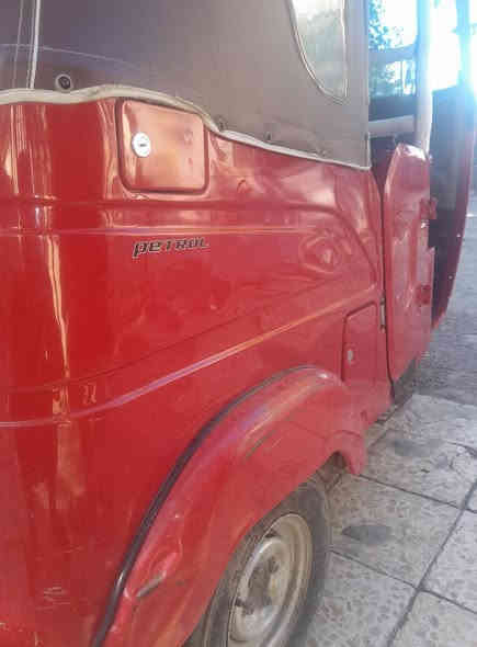 سلام عليكم تكتك للبيع مرقمه بسمي تحويل ثاني يوم كفاله عامة 
موديل ٢٠٢٢شهر ١٠ 
تراي زيرو يخبل مكاني بغداد دورة ابو دشير شراي اتصل وبيك خير ودلل ***********
