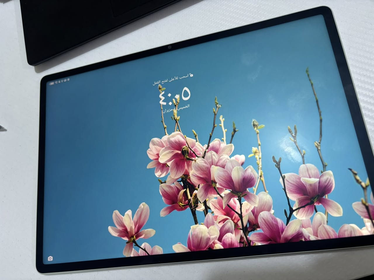 السلام عليكم ايباد هواوي matepad 12 X للبيع اللون اخضر فستقي ذاكرة 256 گيگا حالة البطارية 100 ، نضيف جداً استعمال قليل كلش و ويا كامل ملحقاته عدا الشاحنه ضايعة يعني ويا قلم وكفر كيبورد والكارتونه مالته موجودة السعر 620 الف وبي مجال بسيط مكاني بغداد شارع فلسطين رقمي *********** ماعندي توصيل
