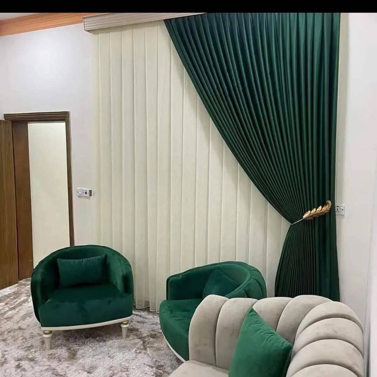 #ستائر_الحجي..
للصدق والجودة عنوان...
أفضل الأقمشة من أجود الأنواع والألوان..
من أحسن المناشيء.. وبأسعار مناسبة..
وبالمختصر المفيد (شتريد تعال وتدلل)..
العنوان: الجدعة- الشارع العام- مقابل نجارة الديوان العربي..
لصاحبها: محمد الموفق الحسن الجاسم..
#رابط_الصفحة:- 
https://www.facebook.com/share/1H16dMrdNg/


**إذا كنت صاحب هذا الإعلان وتريد حذفه لأي سبب، رجاءا أرسل رسالة إلى الدعم الفني**