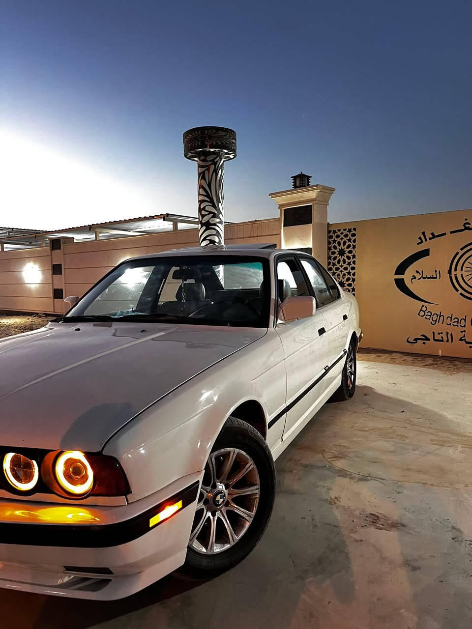 بي ام 525مفتوح سيارة ما بيهة نقص برغي بيع او مراوس
رقم. ***********
