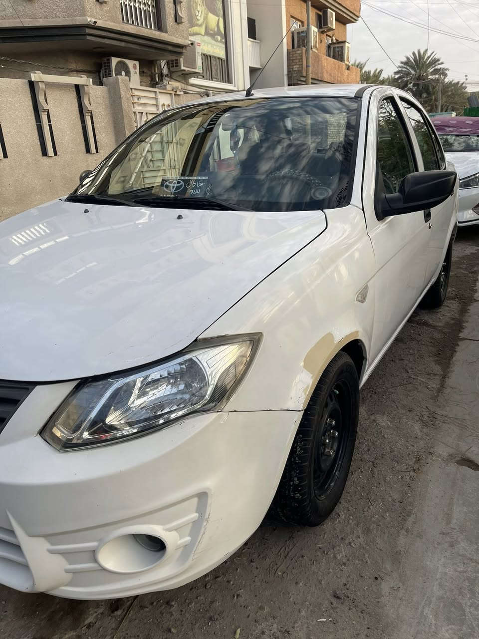 سلام عليكم لبيع ساينا موديل 2019 رقم انكليزي بغداد بسمي تحويل مباشر هزه جديده سنويه جديده سياره مكفوله من ضربه من صبغ من تبديل فقط بيها طخه على كد شبر  بل جاملغ امامي واضحه بل صور بدون صبغ عل بارد سعر 62 وبيها مجال شي قليل مكاني بغداد الغزاليه ***********
