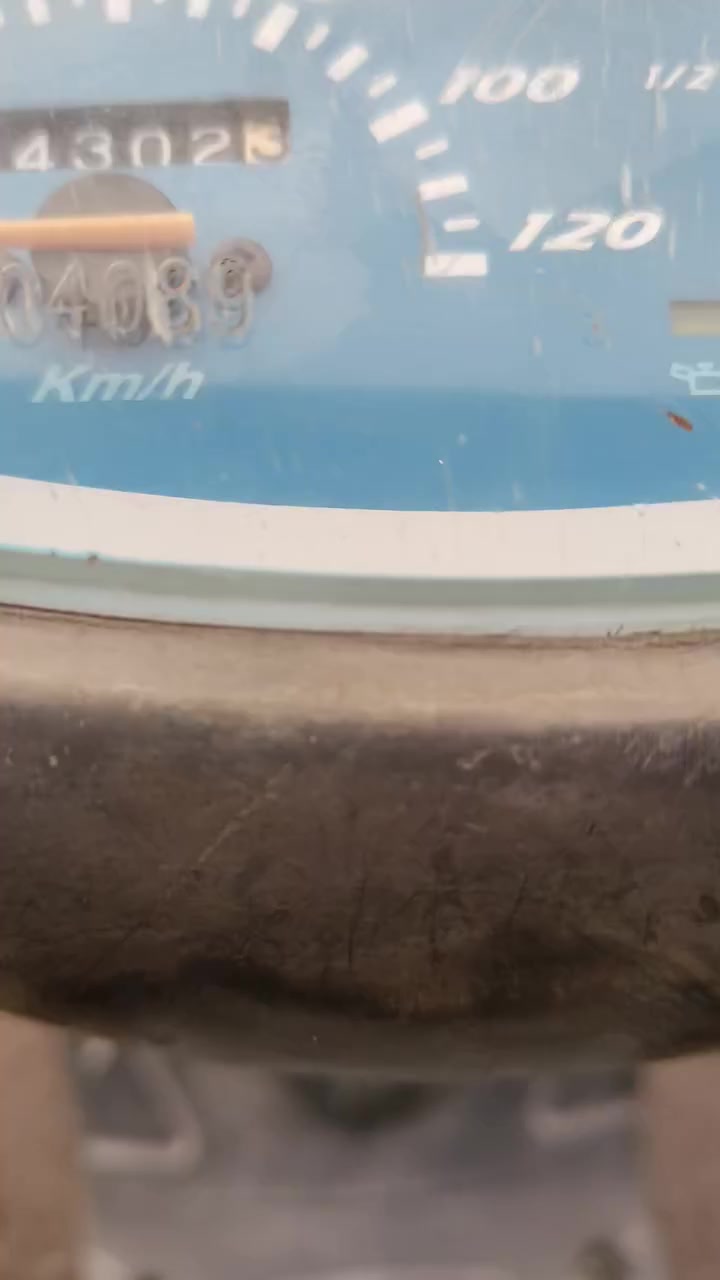 سلام عليكم ماكس منغولي دراجة خير من الله مكينة ناعمة 55 دراجة مرتبة سعر 550 وبيهة مجال.
***********
