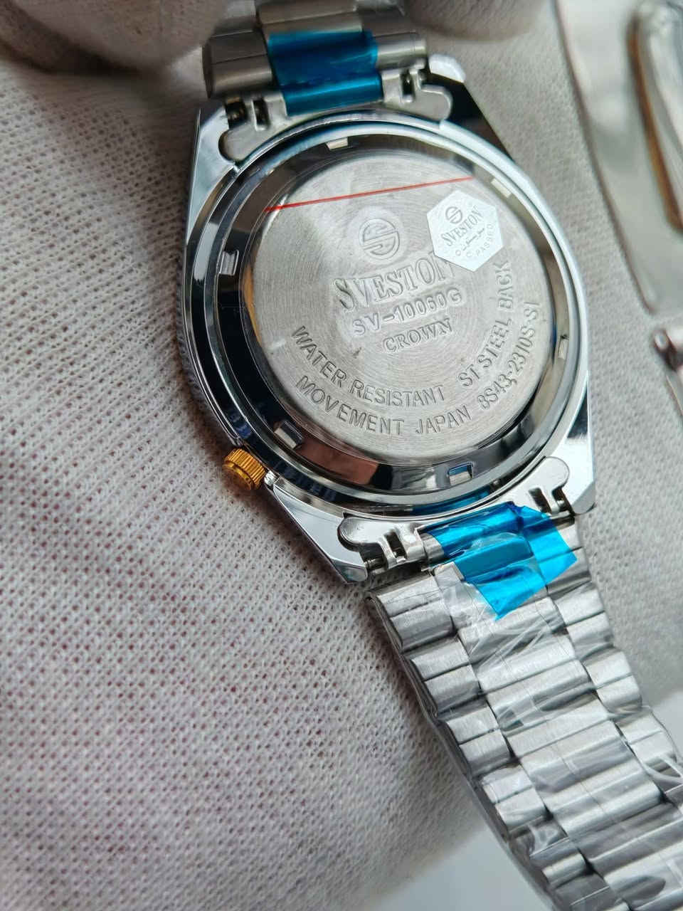 مزاااااااااد مزاااااااااد 
يوجد لدينا لكم اليوم مزاااااااااد جديد لساعه راقيه ومميزه 
غنيه عالتعريف الساعه سيفيستون اصلي  ياباني ساعه فخمه وانيقه 
ببدأ المزاد الان وينتهي اليوم ساعه 10 ليلا 

فتحة باب الساعه 20 دولار واقل رفعه 5دولار 
الساعه بطاريه
مكينه ياباني
المينه لامينوس بالكامل
قطر 41
منفذ شهري
منفذ، اسبوعي
طلاء ثابت
ضد الماء
مختمه بالكامل
تاتي مع علبه حافظه فقط وظمان سنه كامله 
يوجد لدينا توصيل لجميع محافظات العراق


**إذا كنت صاحب هذا الإعلان وتريد حذفه لأي سبب، رجاءا أرسل رسالة إلى الدعم الفني**