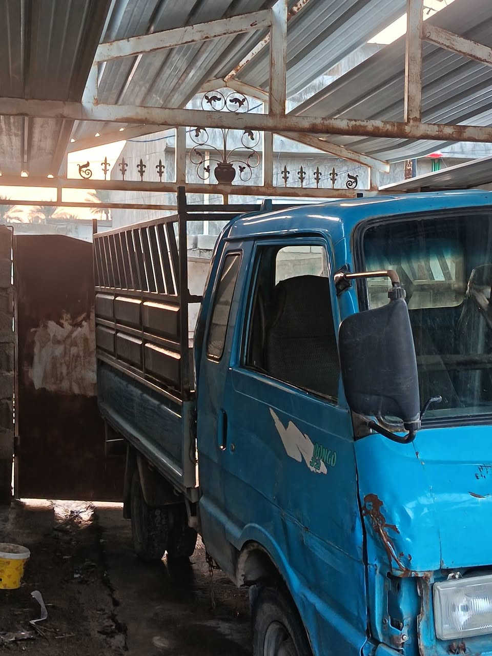 السلام عليكم كيا بنكو موديل 96 رقم صدامي كير محرك كهربائيات كلها شغاله السعر 36 وبيها مجال حك الجيه العنوان صلاح الدين الضلوعيه رقم الاتصال) (***********)(***********)
