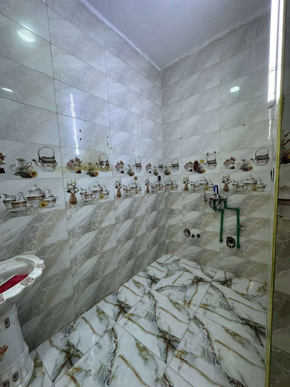 دار للبيع
مساحة 80m
طابو ملك صرف
طابق واحد

الموقع الدوره ابو دشير خلف المركز 
عرض الشارع 15mوالرصيف 2m
 
يحتوي على  
مدخلين /طرمه/استقبال/مطبخ حار بارد/خدمات/غرفة نوم/منور

السعر مناسب جداً 

للاستفسار اتصل 
***********
