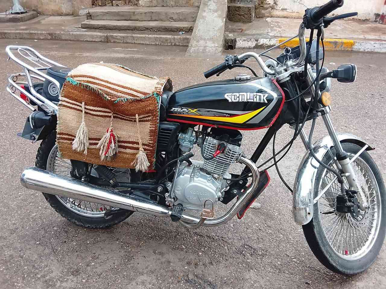 السلام عليكم ماطور تايكر سونك موديل 23 الاصلي كامل مابي نقص كفاله عامه اوراق كامل محرك مامفتوح كهربائيات كلها شغاله السعر 525 وبي مجال مكاني بلدروز الموشراي ليدوخني ولادوخه الرقم ***********
