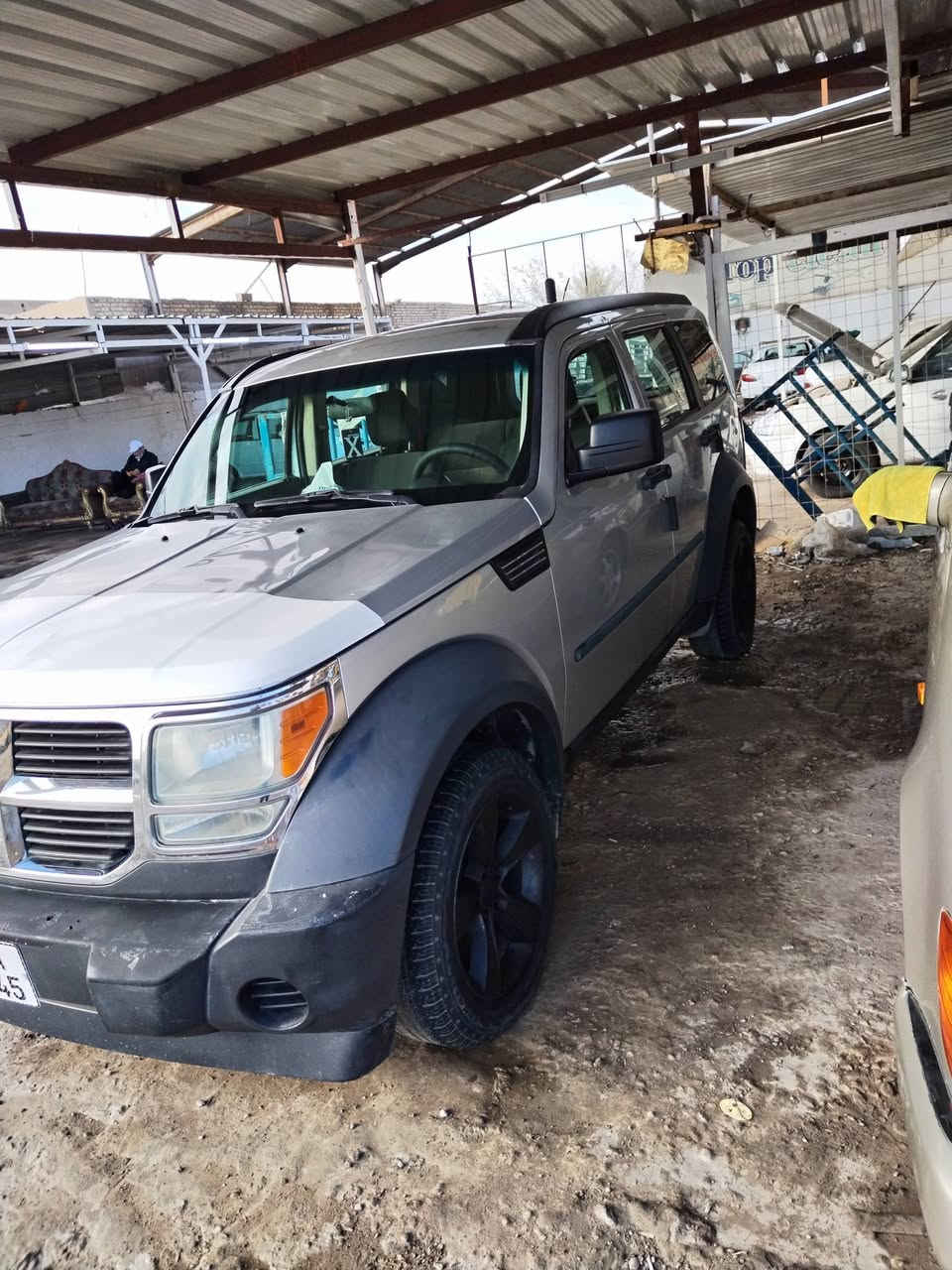 السلام عليكم ورحمة الله
سياره دوج نيترو 2008
السياره كفاله
كير ومكينه وتبريد كله جديد صدر جديد تخم تاير جديد غرفه نظيفه
كشر بلادي بدون صبغ بدون ضربه
مكينه ٦ اسلندر ٣٧٠٠
كير ٥ نمر
رقم انبار انكليزي تحويل اي مكان
داخل كله وضع البلاد
مسجل وستتم سماعات بلادي
مكان السياره بغداد قريب ع غزاليه
ترهم مراوس ابو بيع السعر ٩٦ وبيها مجال
هاتف ***********
