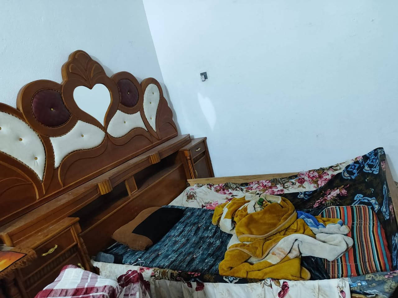 غرفة نوم عراقيه خشب ثقيل السعر  مليون و100


**إذا كنت صاحب هذا الإعلان وتريد حذفه لأي سبب، رجاءا أرسل رسالة إلى الدعم الفني**