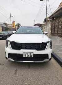 كيا سورنتو موديل 2024 خليجي كفاله عامه فول مواصفات ماشيه 53 الف كيلو و...