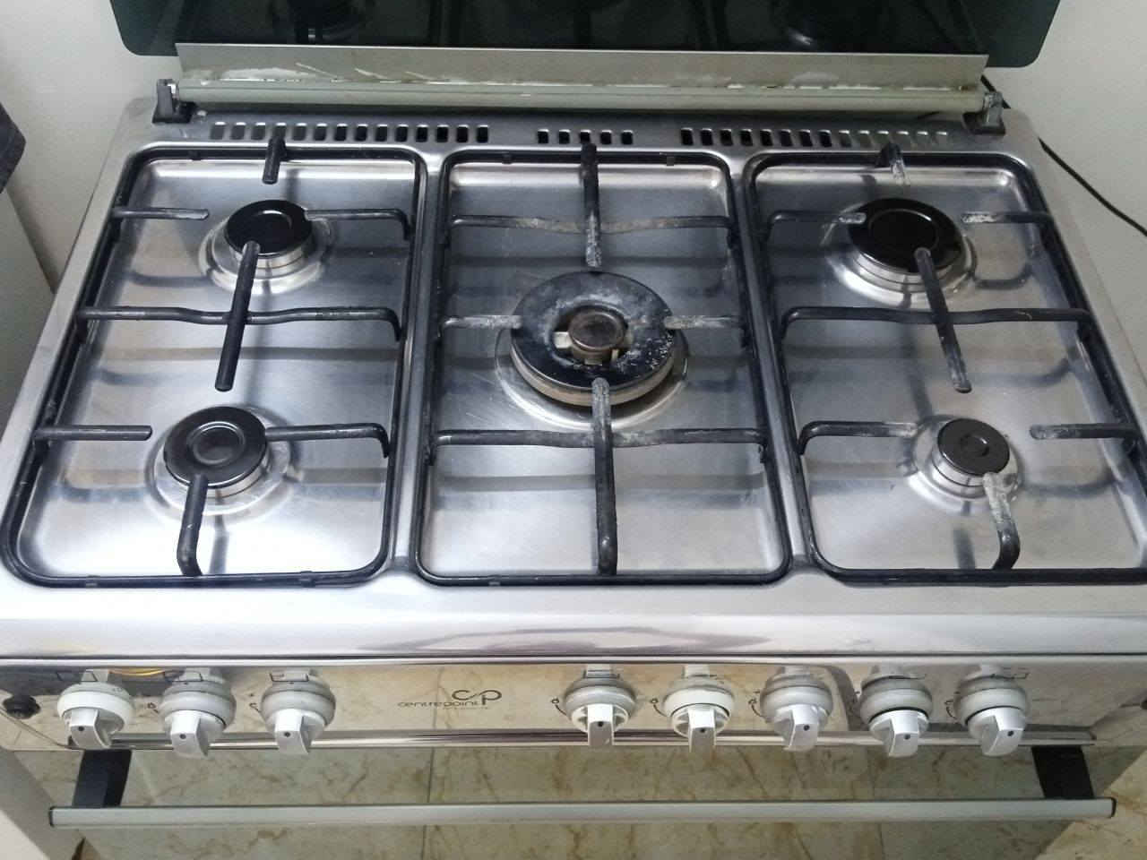 طباخ نضيف شغال ١٥٠ وبيه مجال للشراي مدينه الصدر شارع الداخل


**إذا كنت صاحب هذا الإعلان وتريد حذفه لأي سبب، رجاءا أرسل رسالة إلى الدعم الفني**