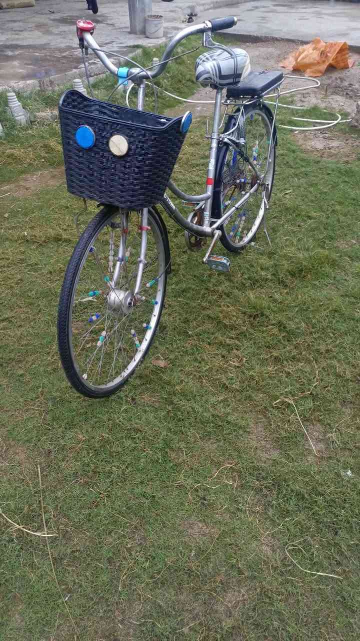 سلام عليكم شباب متاح باسكل مثل ماواضح بل صوره نقص بس ميزانيات الي حب هاذ رقمي المكان الزري ***********
