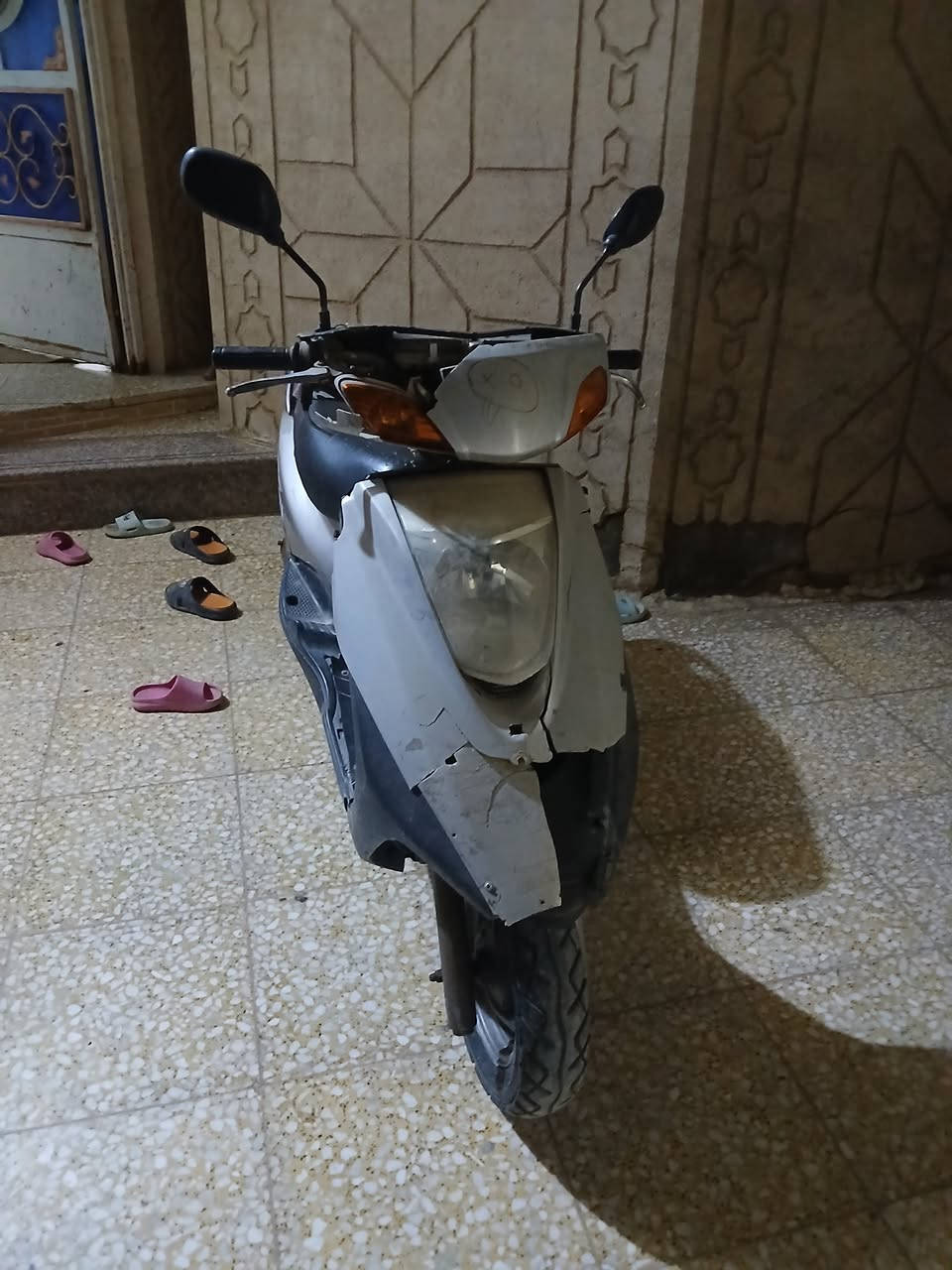 السلام عليكم دراجه للبيع كايمه والكفر المامي مكسور بس جفتهه وشغل واطلع السعر 150مكاني قلعه سكر ناصريه


**إذا كنت صاحب هذا الإعلان وتريد حذفه لأي سبب، رجاءا أرسل رسالة إلى الدعم الفني**