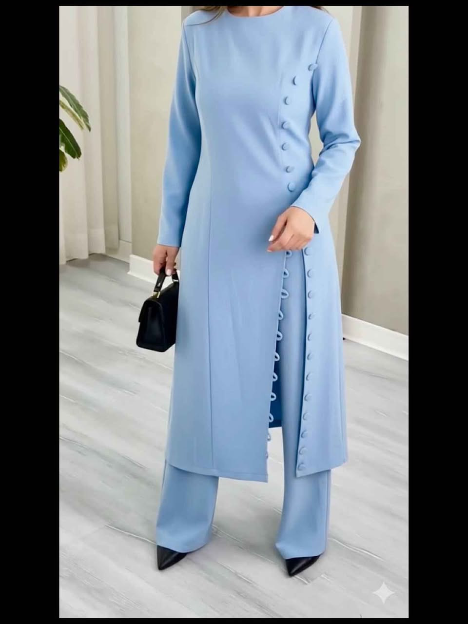 عرض بمناسبة عيد الفطر المبارك 

🔥🔥
⁨ لوحه فنيه من براند شركة الامين فاشن التركيه .
طقم قطعتين . قماش لينين جكار ايطالي .
من ارقى وأفخم الاقمشه الصيفيه الايطاليه .
طول الكيلوت 105 سم عرض 28 سم
الكيلوت يجي من الظهر لاستيك 6 سم
من الامام كمر وسحاب والجيوب شغاله
طول الجاكيت 130 سم مبطن بالكامل
قالب راهي .
جميع القياسات متوفره.
42 44 46 48 50 52 كركوك, العراق


**إذا كنت صاحب هذا الإعلان وتريد حذفه لأي سبب، رجاءا أرسل رسالة إلى الدعم الفني**