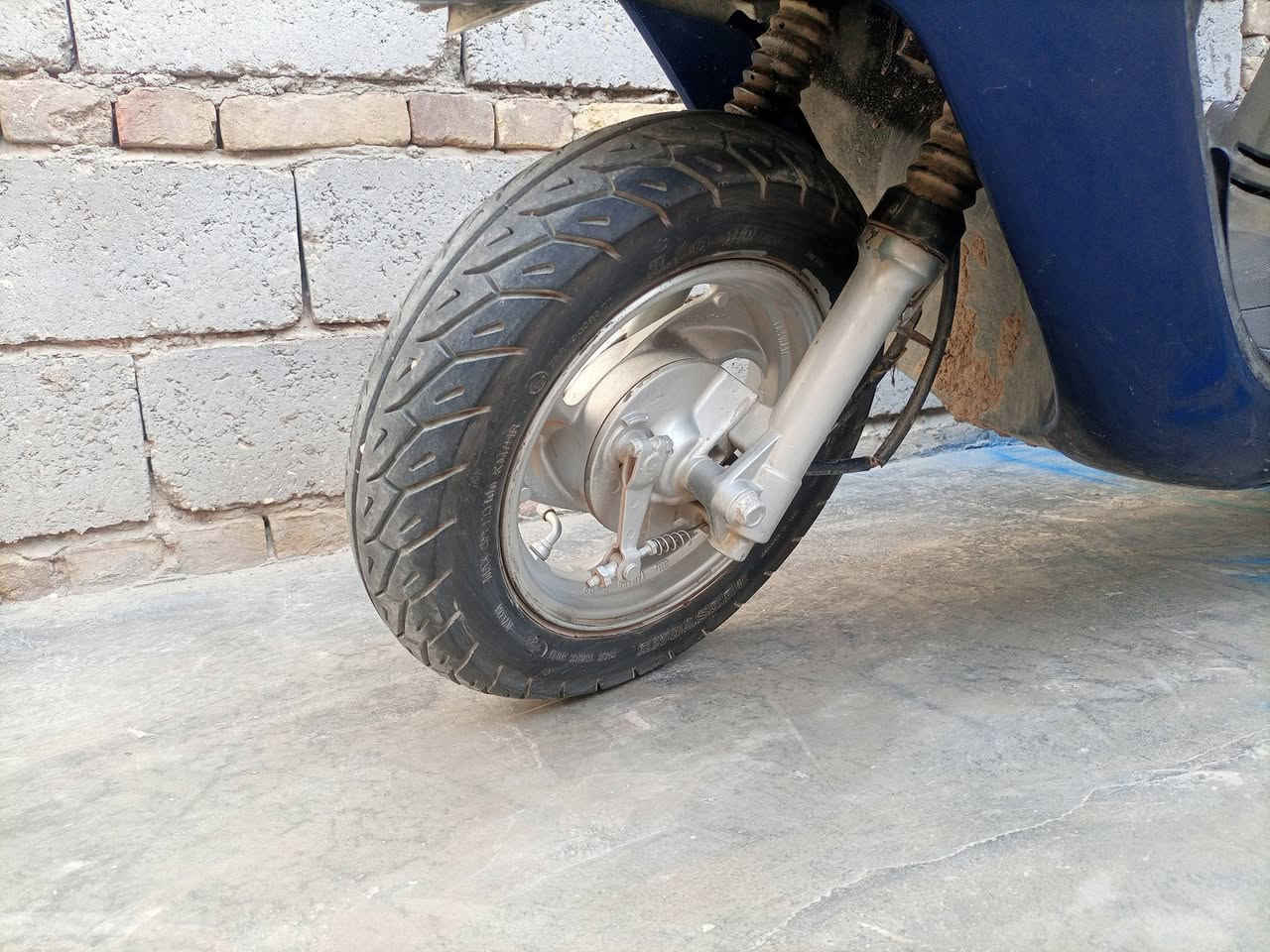 فراشة للبيع مستعجل ومكان درجة نجف حيدريه وسعر 400قفل ***********
