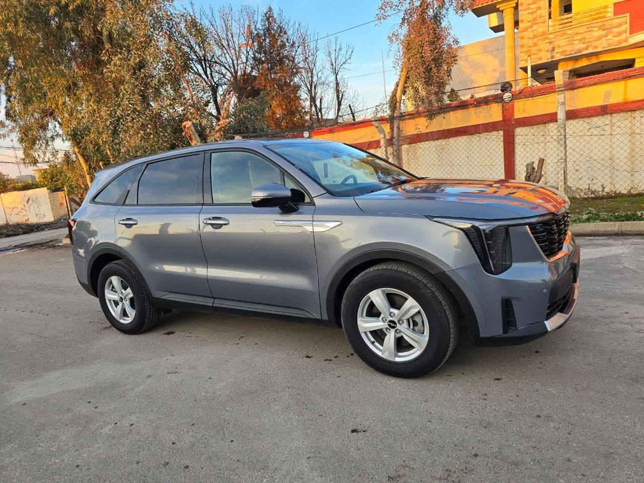 للبيع
سعر 190$ ومجال بسيط
سورنتو Lxموديل 2024 وارد امريكي 
ماشية 9 ألاف فقط 
محرك ٤سلندر سلندر حجم ٢٥٠٠ GDI  كير اوتوماتيك شرط المحرك والكير 
منفيست تترقم نينوى وجميع محافظات 
🚫ضرر  تبديل بوند و جاملغ امامي يمين 
مرفوق رقم الشاصي مع الصور 
مواصفات Lx معروفه
السياره جاهزه 
العنوان موصل حي المحاربين 
للإستفسار الاتصال 
***********
***********
