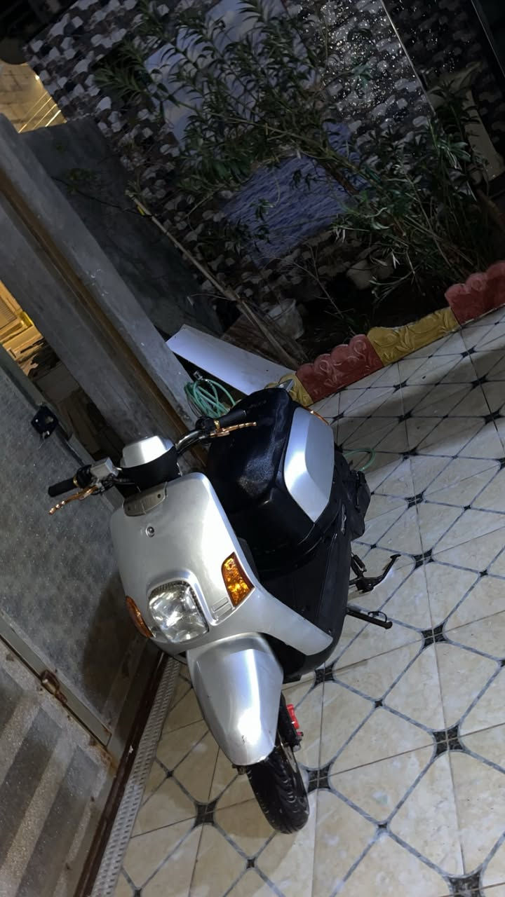 دراجه بوليس للبيع صارلها شهر نازله من الرمبه الدراجه كلها بلاديه وشلعه ومعدل خير من الله الاستفسار على هذه الرقم
***********
