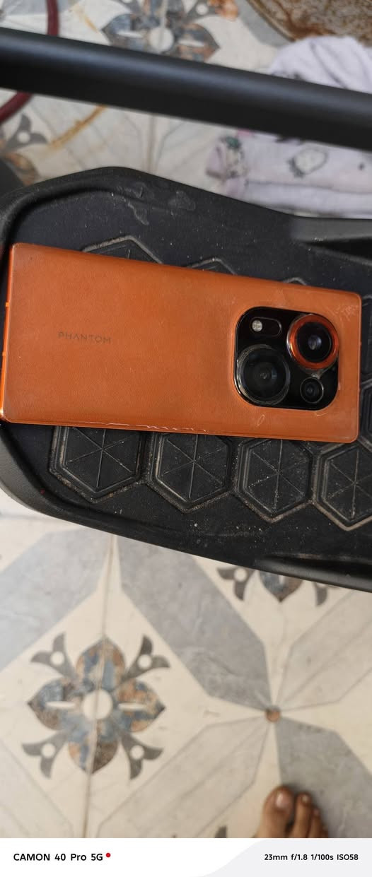 تكنو فاتنومx2pro5G جهاز فوول مواصفات الداخلية 12  ذاكرة 256 كامرة منبثقه علما للجهاز طلب خاص سعره 450 وبي مجال للشراي رقمي للتواصل *********** عنواني بصرة عويسان
