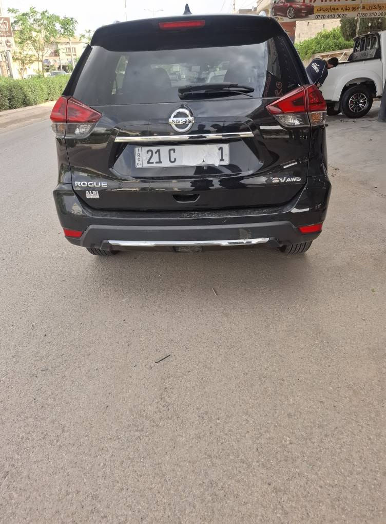 نیسان رۆگ 
مۆدێل 2019 sv
دەبڵ ئەکسل
81 مایڵ ڕۆشتووە
4 پارچە بۆیاغ 
بە شەرتی گێڕ و مەکینەو تحویل و غڕامە
ڕەقەم و سەنەوی نوێ 
 چوار تایەی نوێ ی بۆ بەسراوە

134 گەڵا و مجال 
ژمارەی خاوەن سەیارە 
*********** دار بنديهكان, السليمانية
