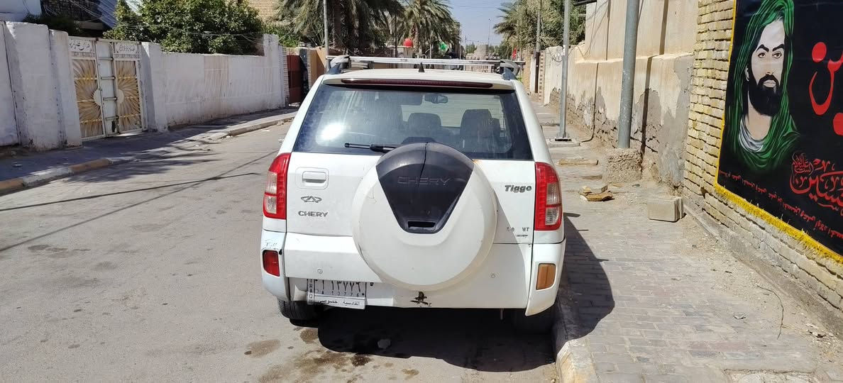 السلام عليكم اخوان تيكو موديل ٢٠١٣
محور كير ومكينه كامري تبريد ثلج وسياره حلوه

راعيها ميت وبيها قاصرين اكعدك وياهم سعر السياره35 وبيها مجال

***********
