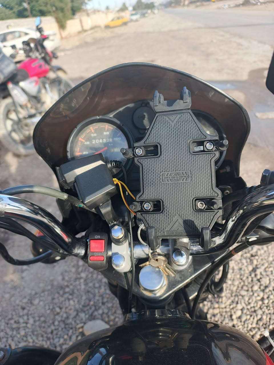 سلام عليكم بوكسر موديل 2023
مرقم بغداد ثاني يوم تحويل محرك ما مفتوح جيب وياك فيتر وفحص مكان بغداد ابو غريب رايد مليونين وخمسميه وبيه مجال قليل *********** كلشي شغال بيه
