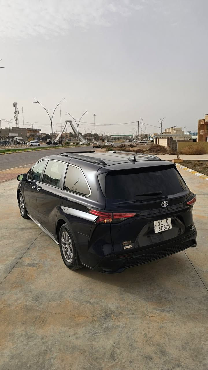 للبيع تويوتا سينا مواصفات XSE فول الفول موديل ٢٣ محرك ٢٥٠٠ هايبرد بدون صبغ فقط بارد ايربك ستيرن فقط جاهزه بدون نقص مامشتغله خط نهائيا لون حبري   مكانها الانبار موبايل ***********
