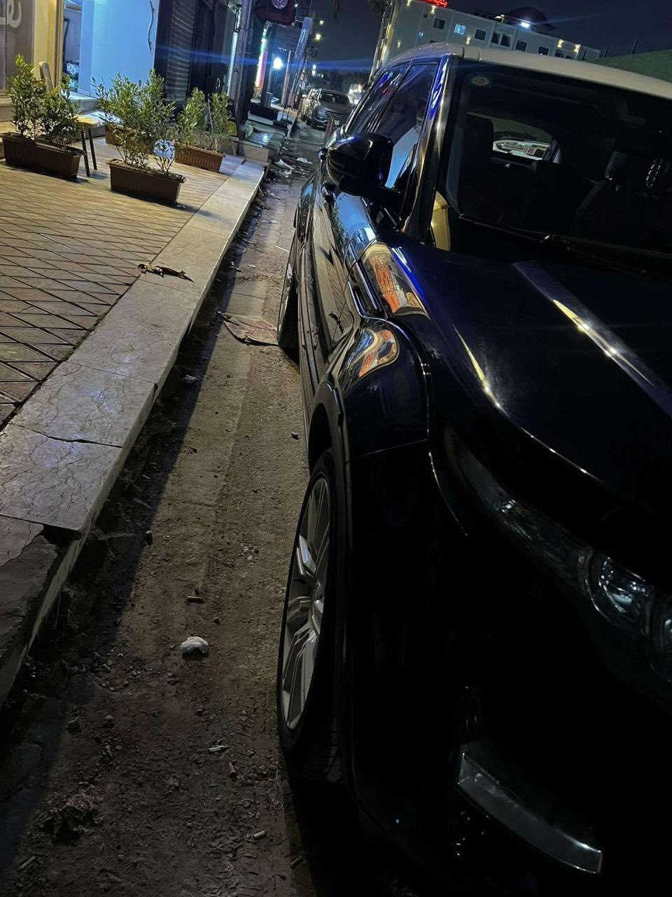 سلام عليكم رانج ايفوك ٢٠١٥
سيارة خليجيه مكفوله كفاله عامه وكاله سردار  ومواصفاتها معروفه 

ماشيه٧٤ كم 
مكفوله من كير ومحرك بعدها ع وضع الشركه 

١٦٥ وبيها مجال بسيطط .. 

***********
