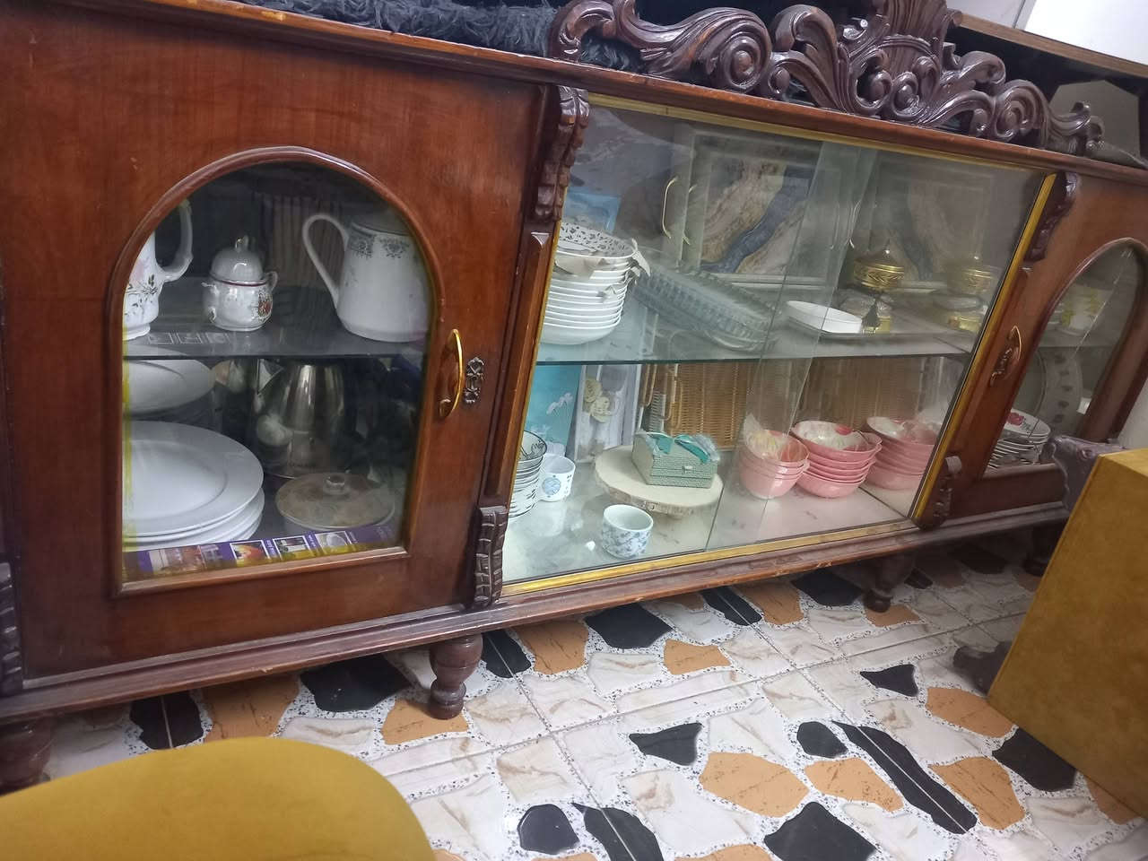 للبيع
***********
