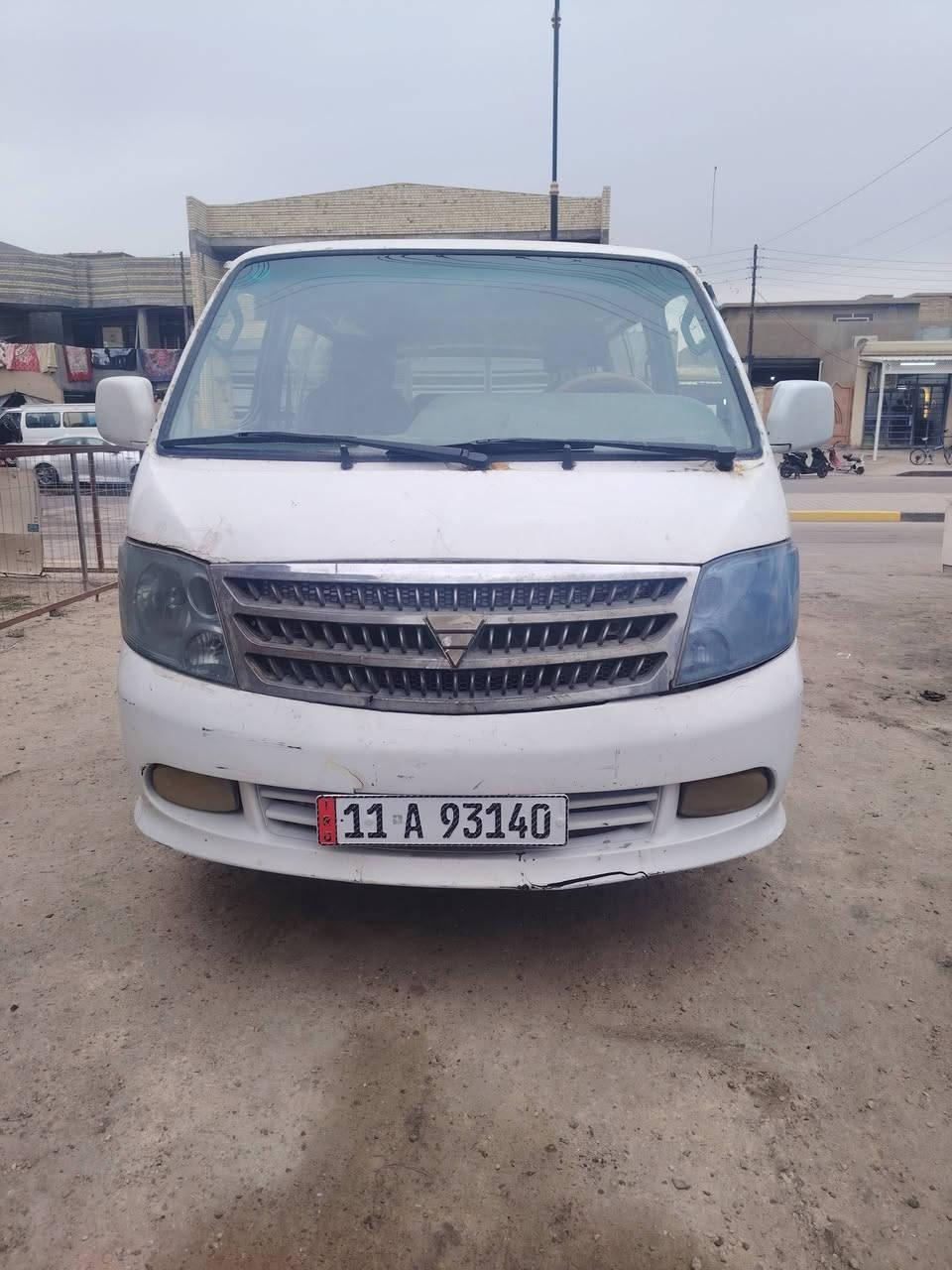 فتون موديل 2008 رقم بغداد دولي تحويل مصفر من كلشي تحويل جديد سياره مصفره هزه جديده كير محرك اكسن مكفول محرك وكير ونجي اوتوماتيك تخم تاير السياره جاهزه السعر 38 وبيها مجال بسيط حك جيه مكاني بغداد ابي غريب الحصوه *********** مكلف بنشر هذا رقم راعيها وخابر
