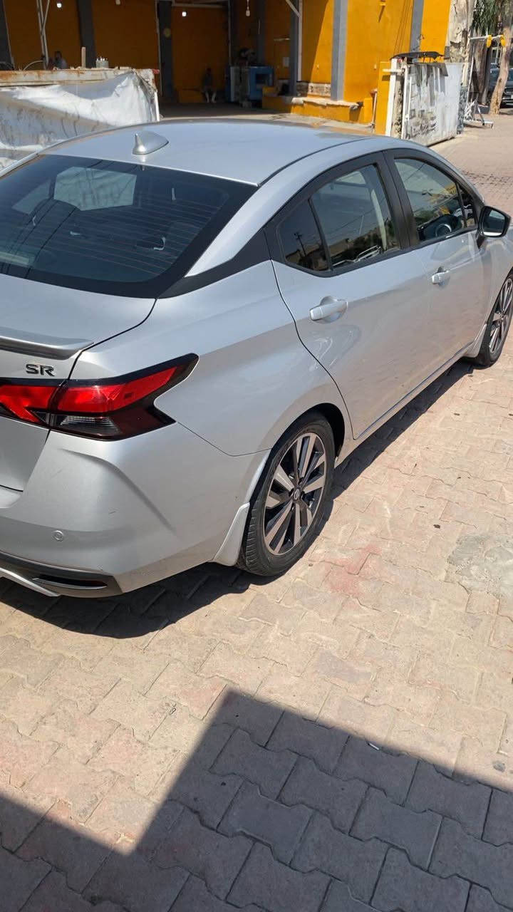 فيرسا 2020 لون سلفر رقم سليماني بطاقه بنزين بيها 
بيها 3 قطع صبغ كلش كلش نضيفه وجديده السياره تاير جديد ب اسمي سنويه جديده مكان كركوك 
*********** كركوك, العراق
