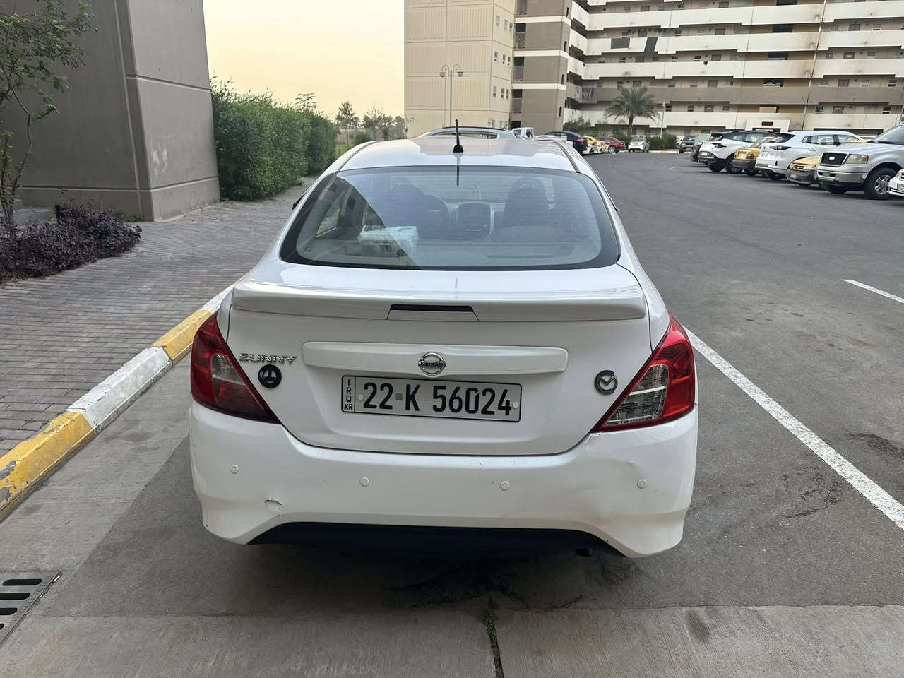 سلام عليكم
نيسان صني هندي بليته زرگه موديل 2020 رقم أربيل دولي بأسمي  ماشيه 115  كير ومكينة وتبريد مكفول وبيها طخه بخشم الجاملغ اليسرى سعرها ١٠٥ مكاني بسماية رقمي ***********
