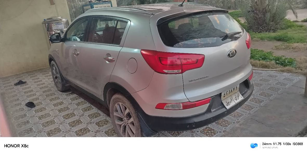 كيا سبورتاج خليجي سلفر 2015
سونار موجود بل صور 
سيارة كاملة مكملة حادثهة بسيط طخطخات 
بنيد صبغ ونص جنطة يعني قطعة ونص ابيعلك قطعتين  العنوان ديالى  ناحيه السلام  
محرك دوش 2000
السعر130بيها مجال بسيط
رقم ***********
