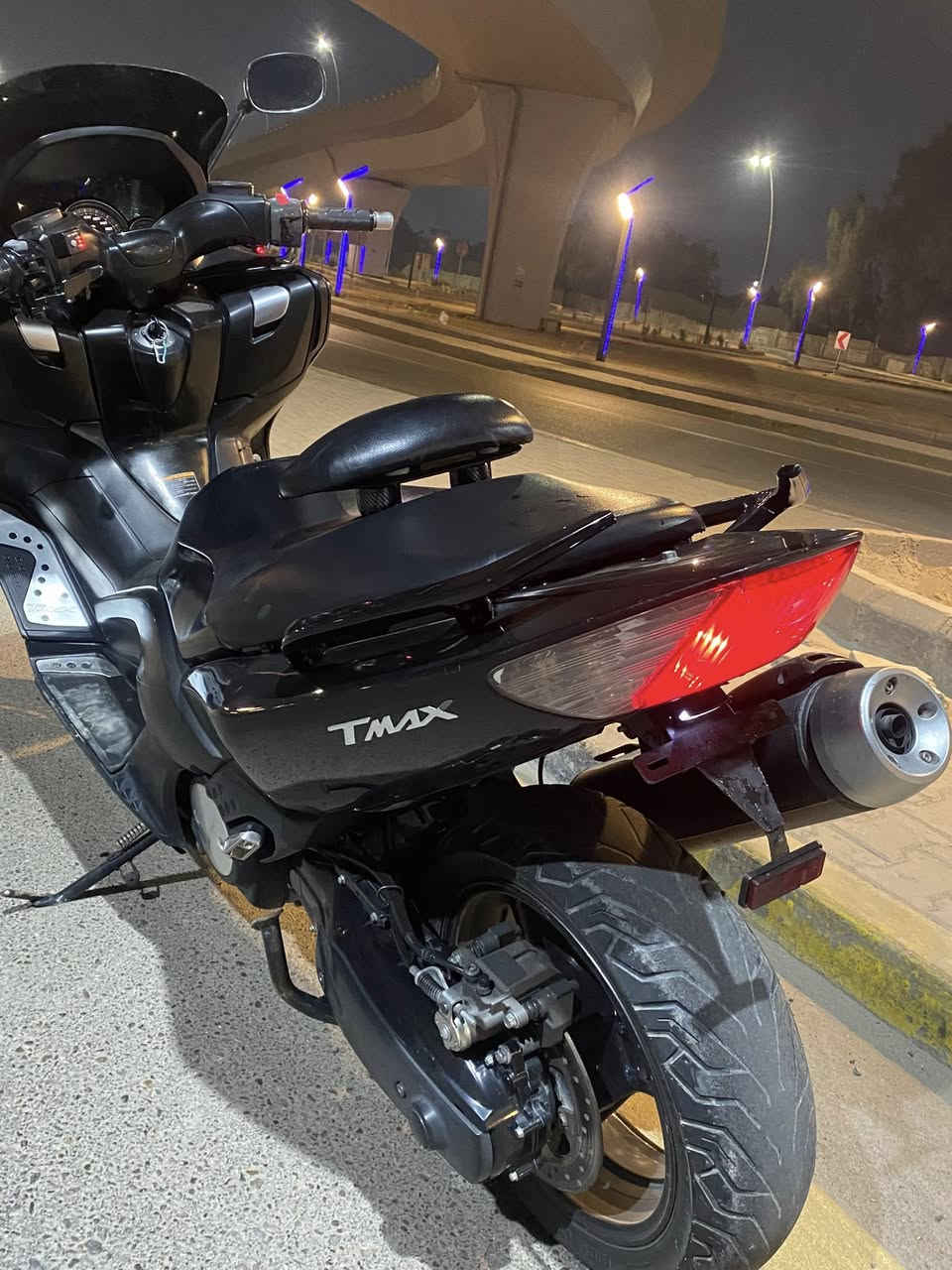 السلام عليكم دراجه تي ماكس موديل 11 سكيورتي نضام  تدفئة يدات ونضام شاحنه مكينه مكفوله كفاله عامه من كلشي  كهـربائيات كله شغالات  المكان بغداد المشتل  السعر خاص  رقم ‭0776 557 5923‬
