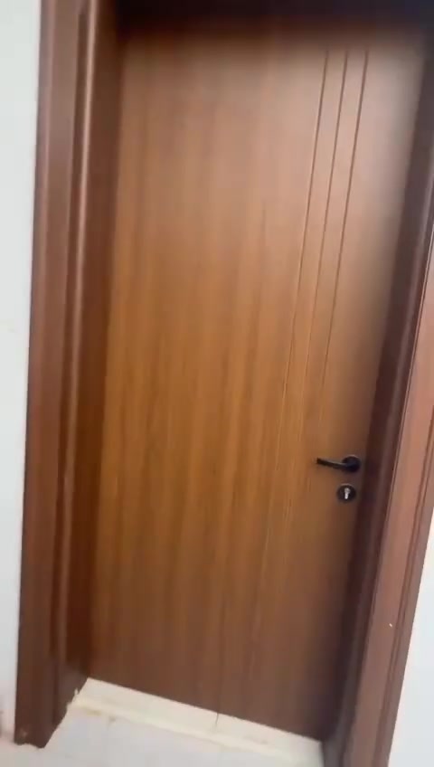 ✨للبيع✨
{الدار في حي العداله منطقة الاساتذه شارع 15 مساحة 105 واجهه 7 ونزال 15 طابقين غرف نوم 3 صالـه 2 استقبال صحيات 3 بناء نظيف جدا}  الاستفسار مكتب أبو زيد الكنبي شارع الجنسية *********** 📞،
