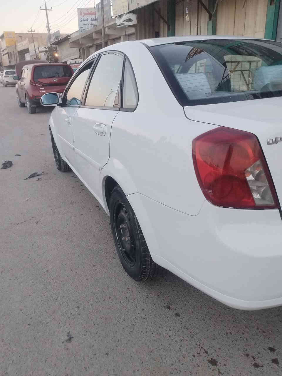 اوبتره الفين ودعش حداديه مكينه وكير او تماتيك تخم تاير جديد وبيه اربع قطع صبغ بدون دواخل و ارقام نكليزي تحويل ثاني يوم سعر 68 بيه مجال قليل 
***********
متوفر وتساب
