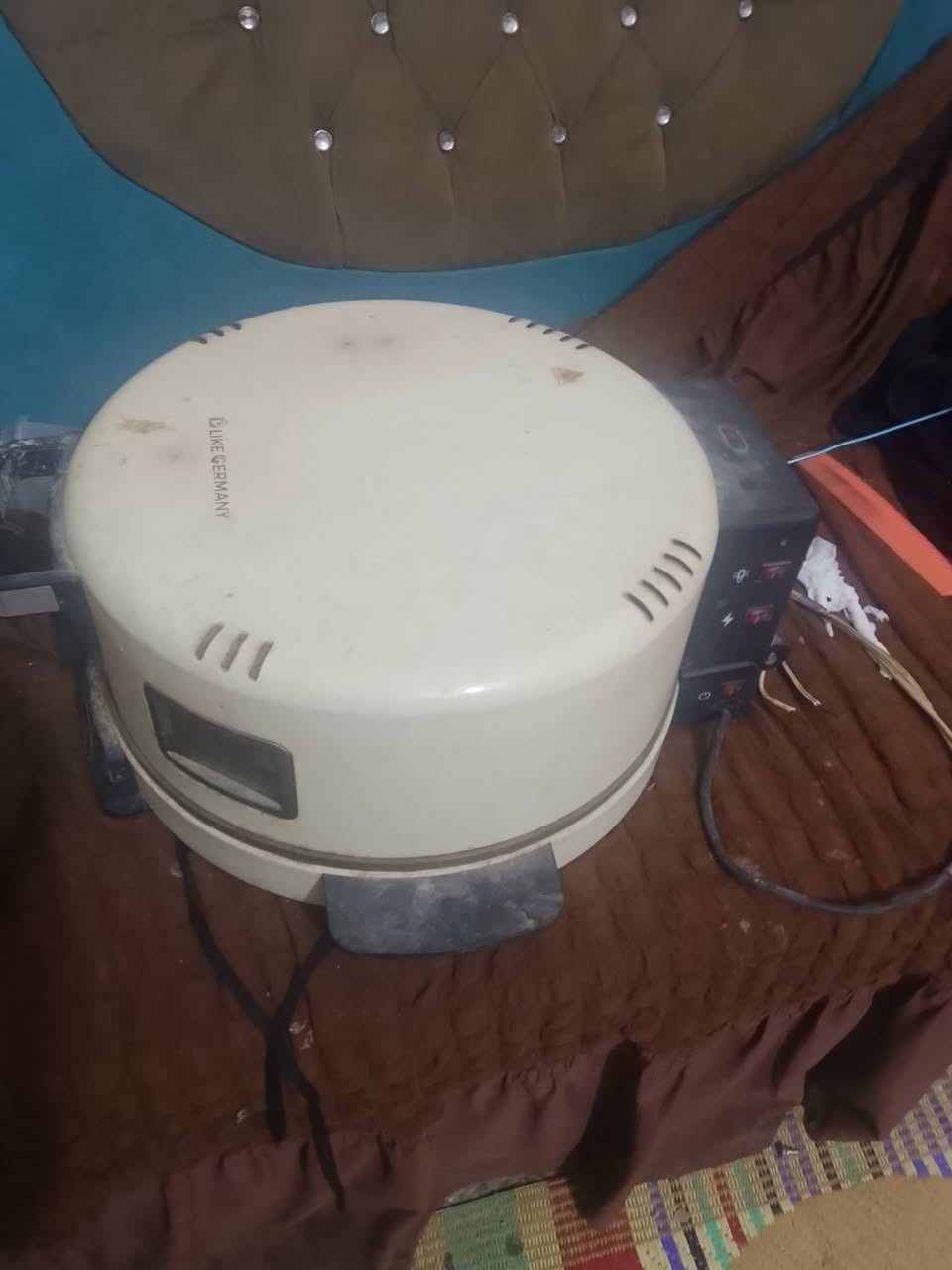 السلام عليكم كاونتر سلام عليكم كاونتر للبيع نضيف سعر 80 /او جهز صاج نضيف شغل تنور شغل حلو مكان بغداد مدينه الصدر ***********/فقط واتساب
