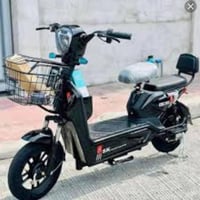 دراجه شحن نقصها بس بطاريات عل شاحنه تشتغل دراجه طكه نازل 07812444329