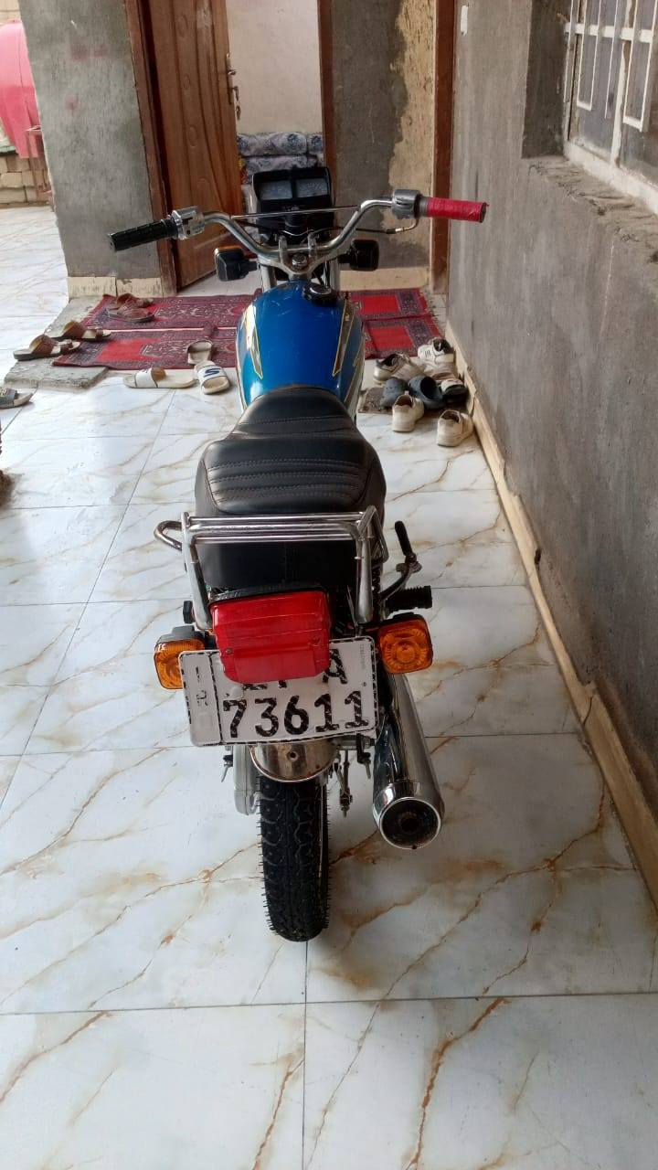 إسلام عليكم دراجه رقم و سنويه مداور ثاني يوم
دراجه كامله اي نقص مابيه توه معمره السعر خاص 
المكان ناصرية مركز الاتصال على الرقم التالي
شراي اتصل وبيك خير وتدلل ***********
