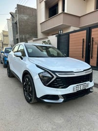 كيا سبورتج خليجيه موديل 2024 للبيع ماشيه 37 السياره جديده بدون اي نقص ...