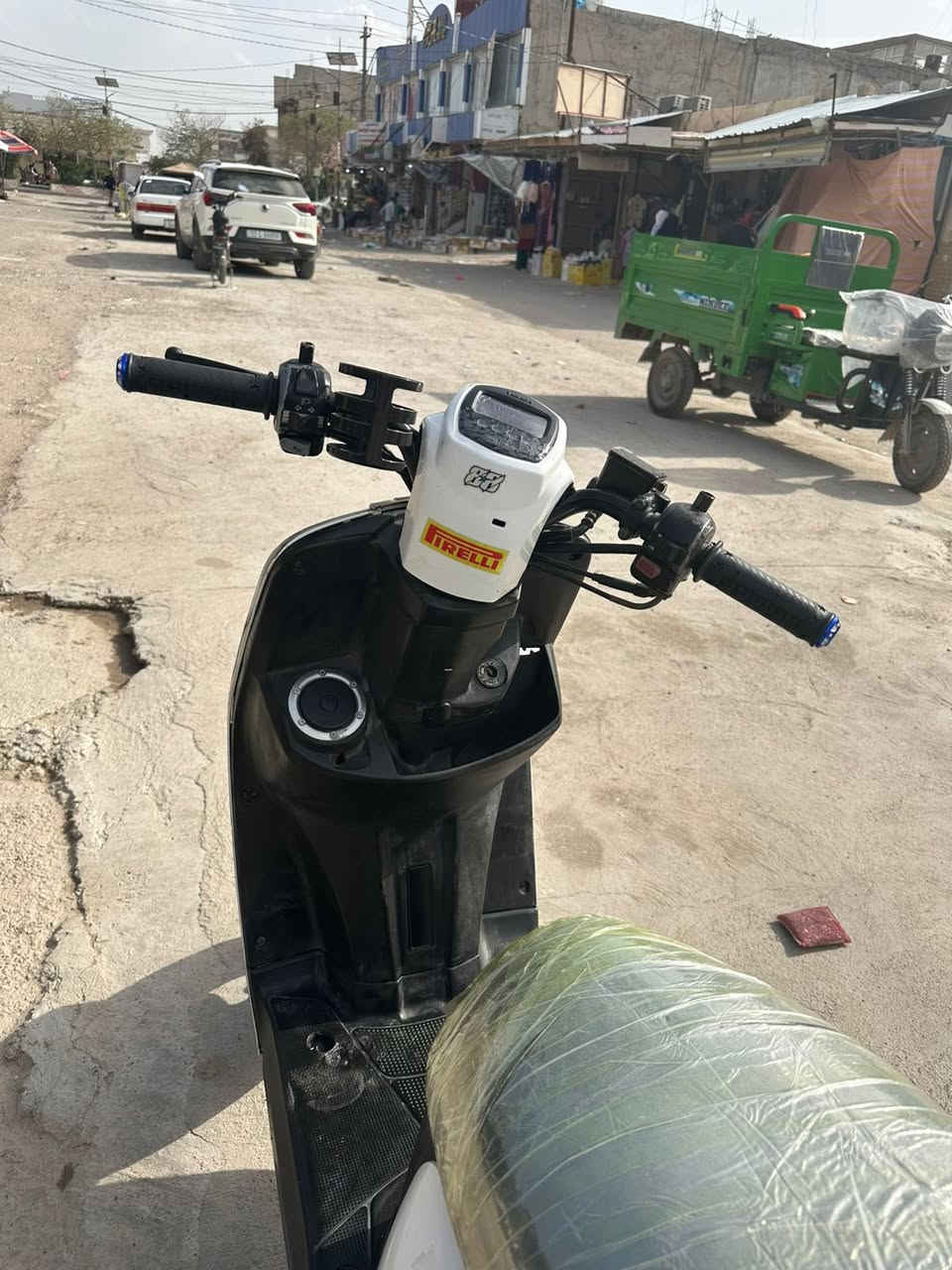 بوليس للبيع مكينه مكفوله ودراجه شوفت عينك
ماناقصها شي كلش نظيفه 
سعر ٨٠٠ 
ديالى / المقدادية 

رقم ***********
