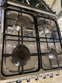 طباخ مصري • نظيف • بلا عيوب