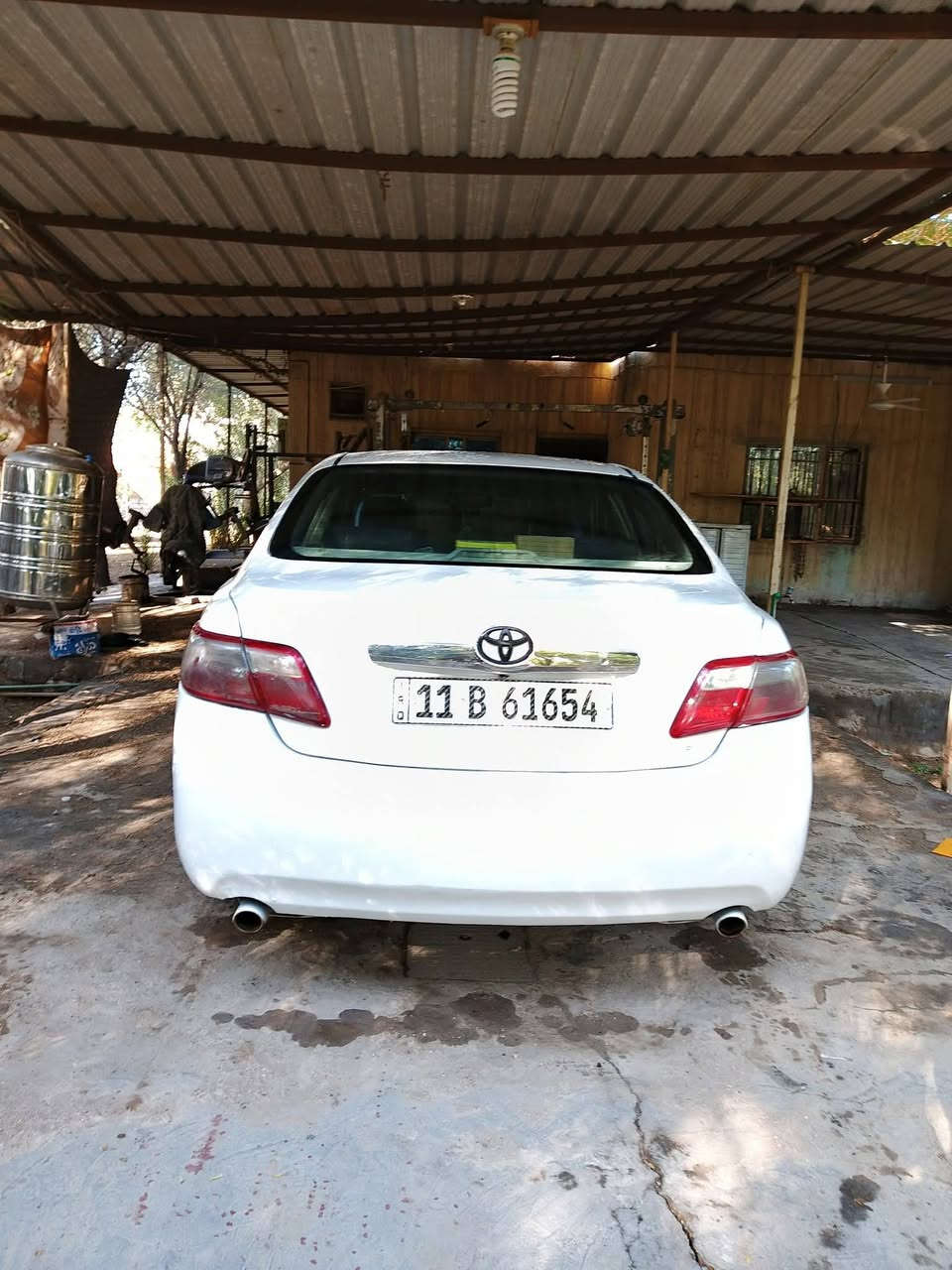 السلام عليكم سيارة كامري مصبوغة عام موديل 2007امريكي حادث خفيف يم قبق البنزين السونار مرفق بل صور السيارة كير ومكينة مكفولات والسيارة خير من اللة بس صدرها تعبان والباقي خير من اللة بأسمي ورقم انكليزي السعر 80 ورقة العنوان بغداد سبع قصور الأوسمة رقمي ***********
