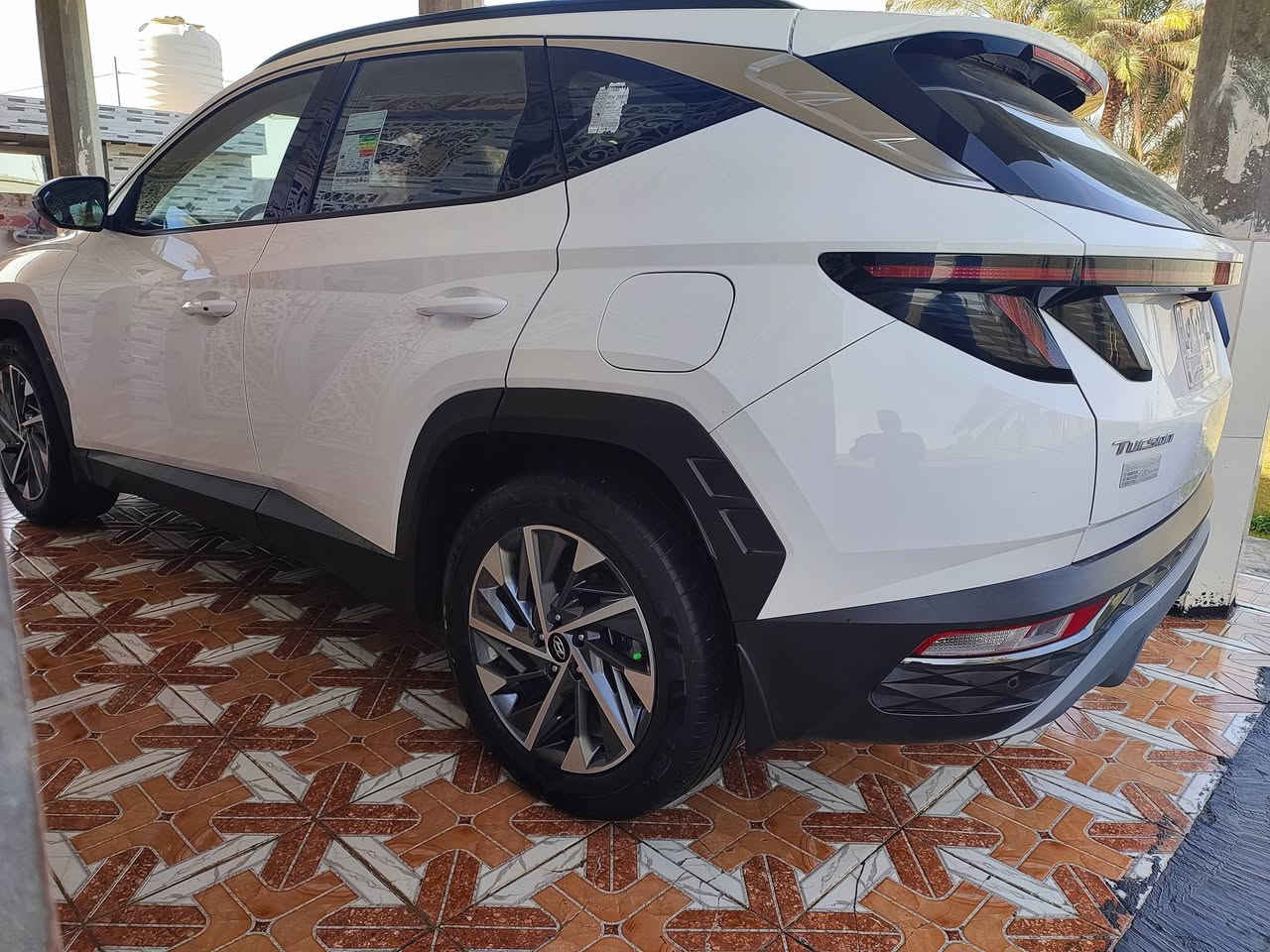 سلام عليكم
توسان موديل 2023 للبيع خليجي مكفوله كفاله عامه من كلشي على وضع الشركه.    مكان السياره بابل
رقم. بغداد 
السعر 115وبيها مجال بسيط 
***********
***********
