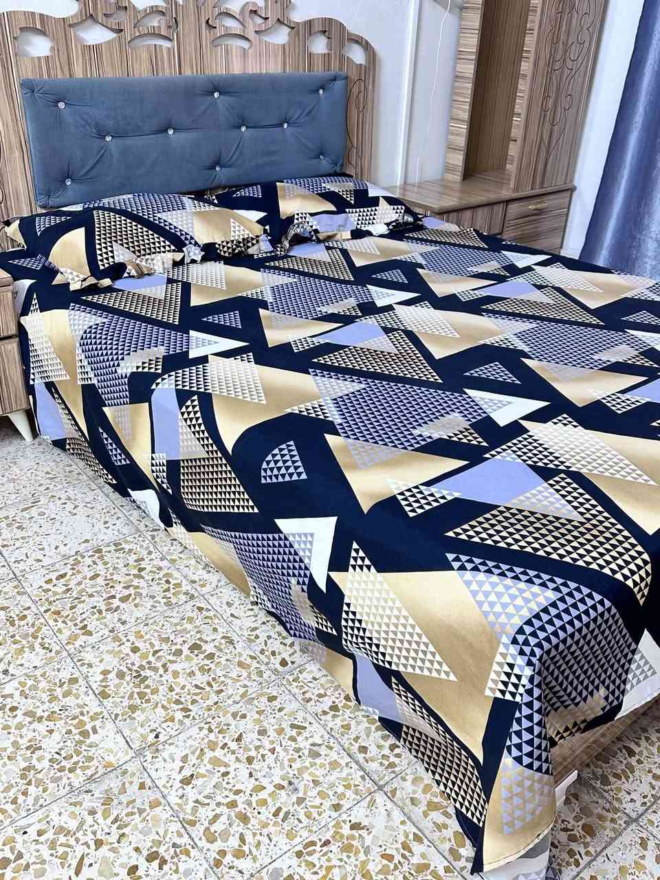 غرفه نوم بدون كنتور شغل نجار العيب بالصوره موجود فقط وياه دوشك 180 وبي مجال


**إذا كنت صاحب هذا الإعلان وتريد حذفه لأي سبب، رجاءا أرسل رسالة إلى الدعم الفني**