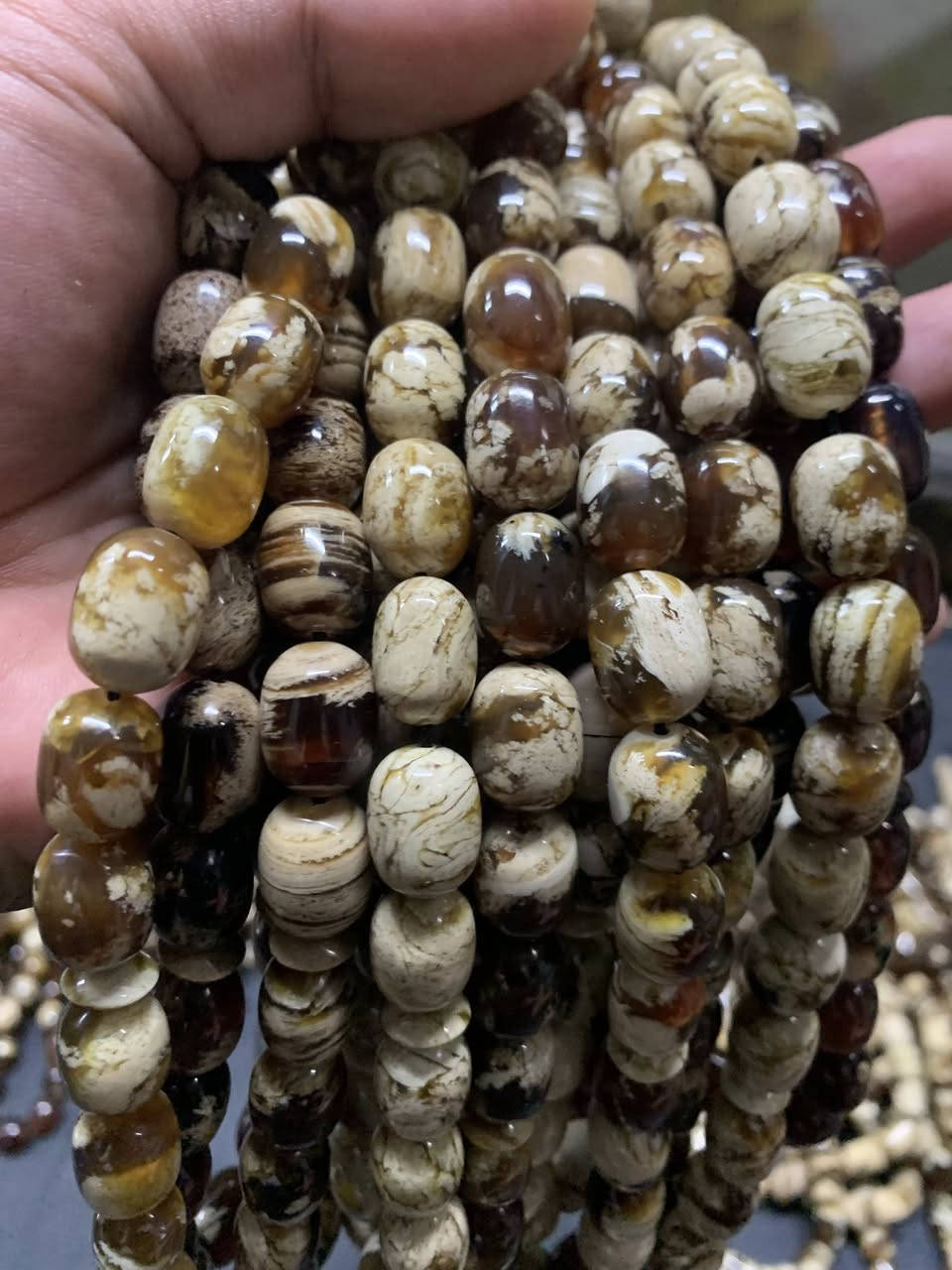 متوفر. مصنوع من حجر الكهرمان. بالطبع، أسعار الجملة والتجزئة.


**إذا كنت صاحب هذا الإعلان وتريد حذفه لأي سبب، رجاءا أرسل رسالة إلى الدعم الفني**