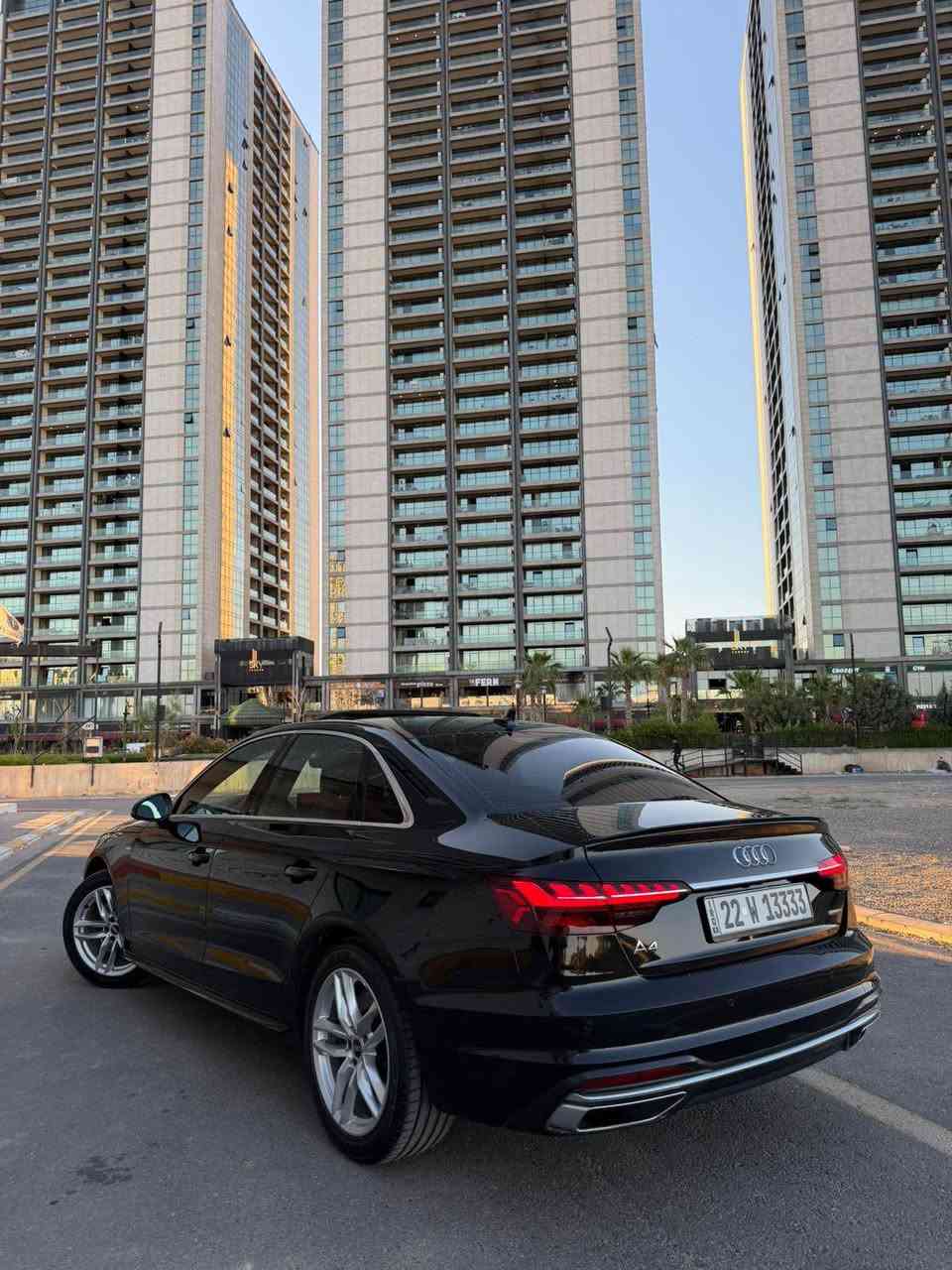 Audi A4 Sline 2022
فوول فوول مواصفات
بصمة
كشنات جلد- خزن - كهرباء- تبريد و تدفئة 
سلايحساسات امامي و خلفي
بردة كهربائية
فوليوم
كروز سرعة
بريك لمس
تبريد لمس 
شاشة جبير
كيج دجتال الكتروني
كامرة ٣٦٠ درجة
لايتات بلادي ليد 
بجم خلف كبس بدون ضربة 
سيارة بي صبغ بابين بدون ضربة عل خدوش صابغين
سعر:٢١٥ بي مجال بصيط للطيبين
***********
مكان سيارة: اربيل🌍 أربيل, العراق
