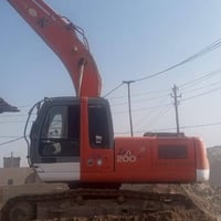 للبيع • موديل 2003 • عربة